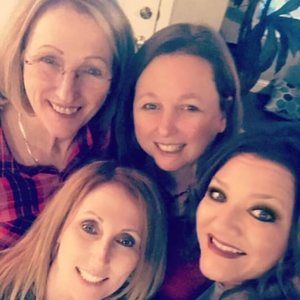 Meet your Posher, Linda